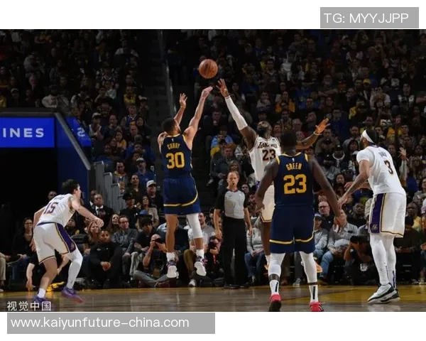 勇士与爵士2018年精彩对决全场回放重温经典瞬间