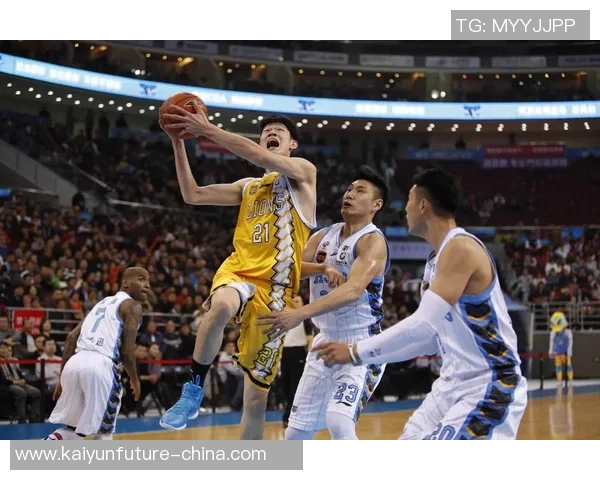 广厦与福建精彩对决比赛录像回顾及精彩瞬间分析